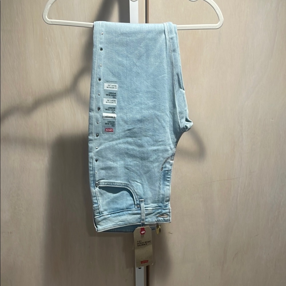 1036. Levi's‎ Sky Blue Denim Jeans